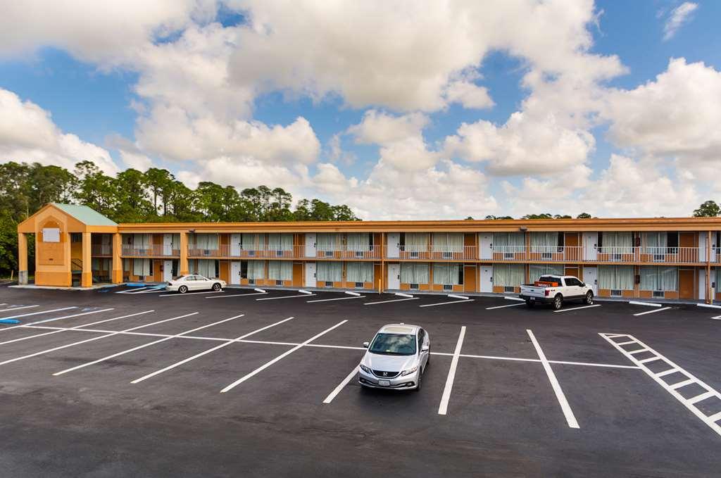 Red Roof Inn Vero Beach Exterior foto