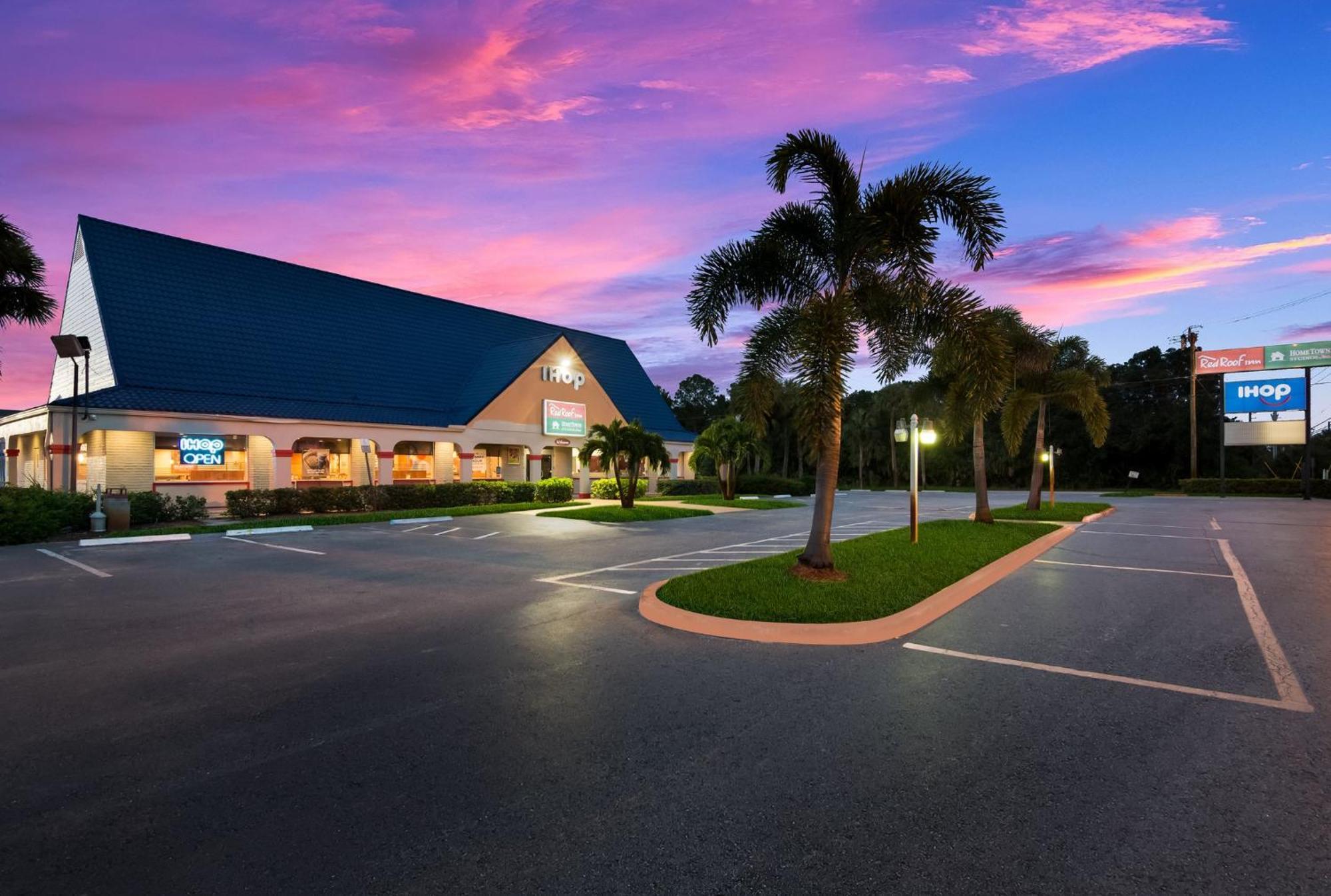 Red Roof Inn Vero Beach Exterior foto
